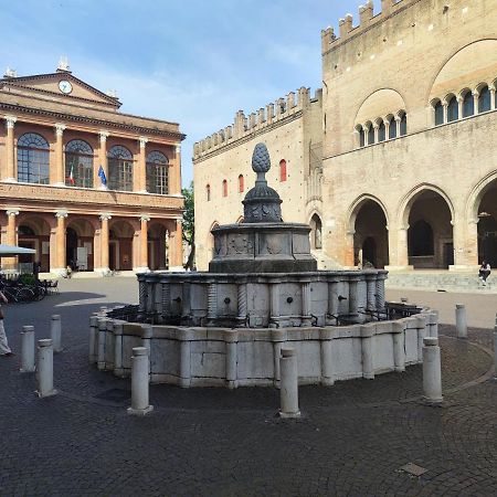 Appartamento In Piazza Cavour Centro Storico 里米尼 外观 照片