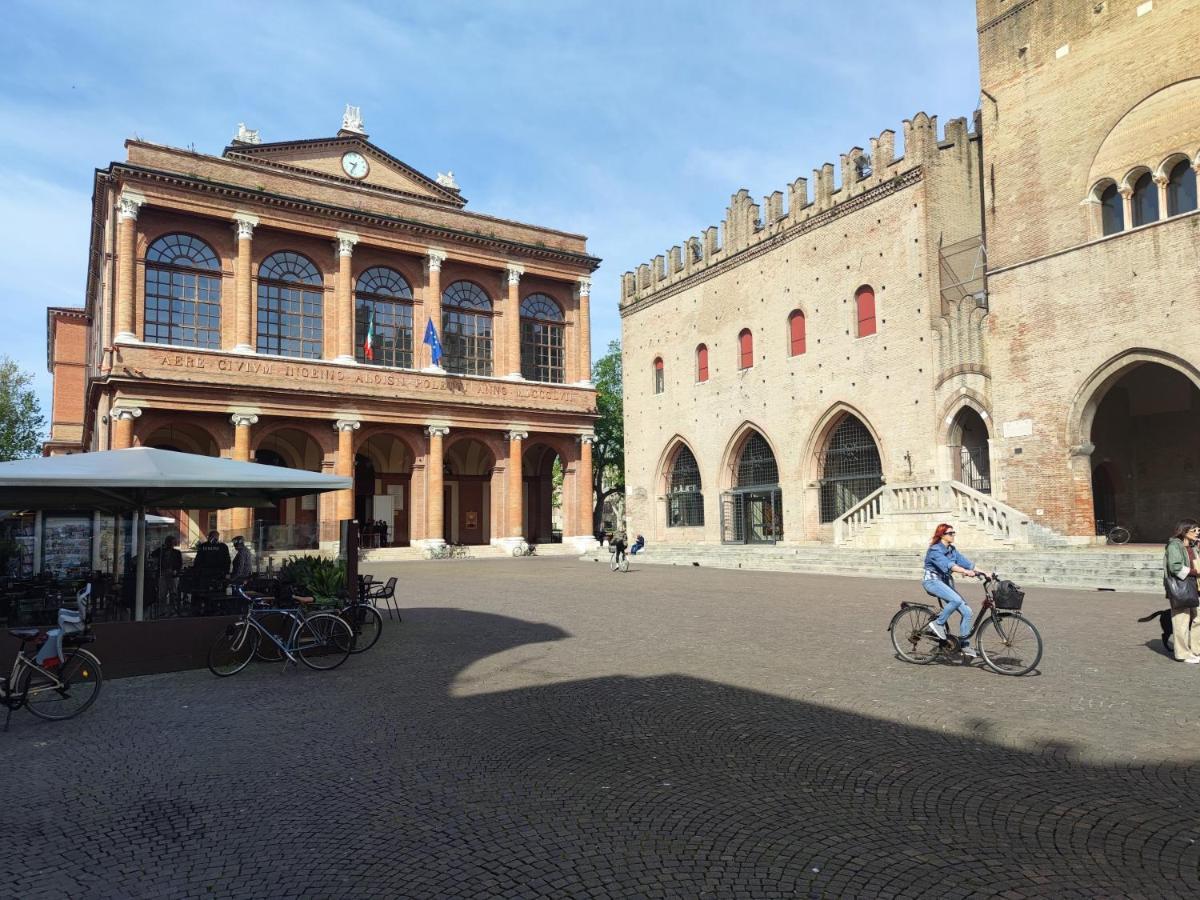 Appartamento In Piazza Cavour Centro Storico 里米尼 外观 照片